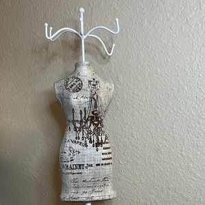 Necklace/Jewelry Holder